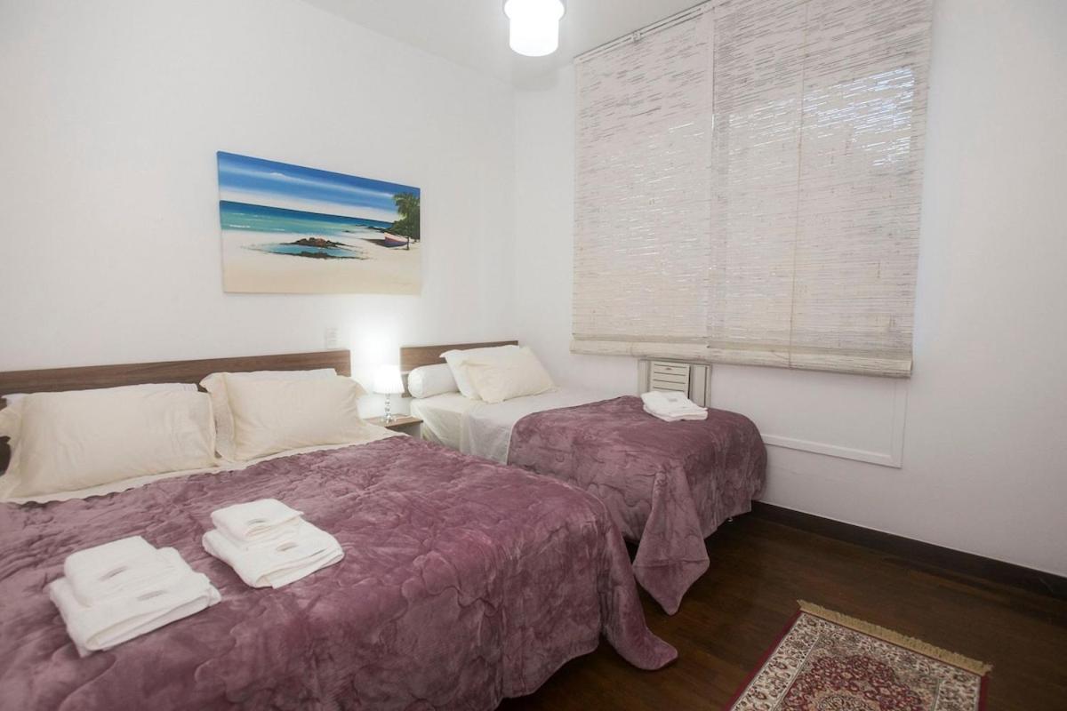Espacoso Na Quadra Da Do Leblon Apartment Rio de Janeiro