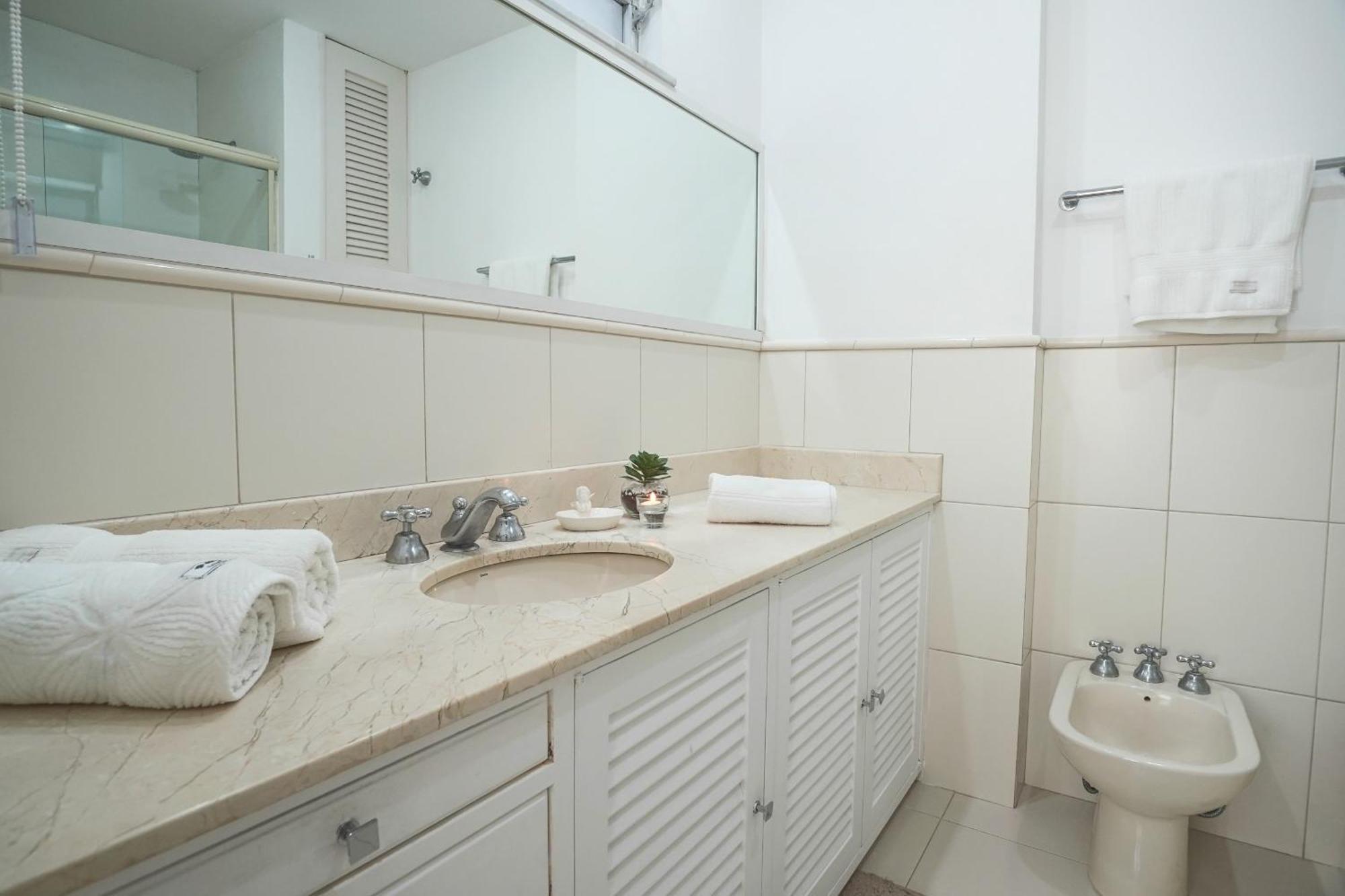 Apartment Espacoso Na Quadra Da Do Leblon Rio de Janeiro