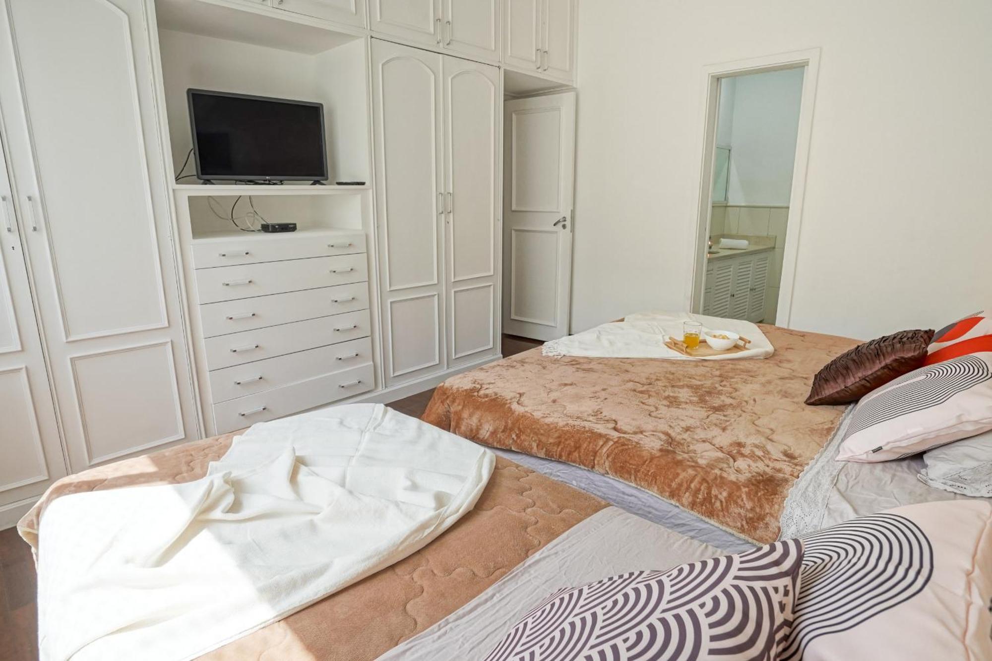 Apartment Espacoso Na Quadra Da Do Leblon Rio de Janeiro